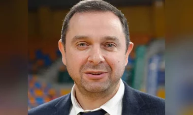 Ukraynada nazir istefa verdi