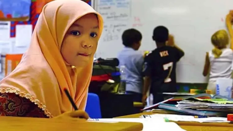 Baş örtüyü, hicab, kəlağayi...