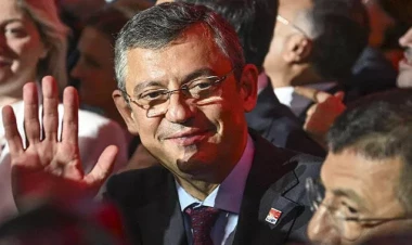 CHP-nin yeni lideri Özgür Özel kimdir? - DOSYE