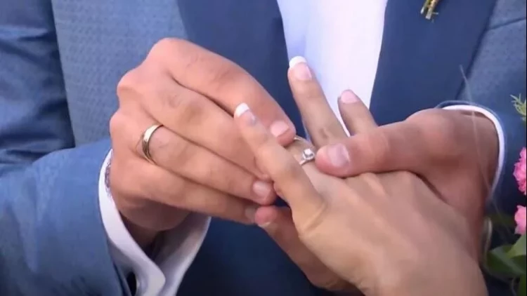 Azərbaycanda qadın evlənmək üçün GÖRÜN NƏ ETDİ… - Ərini aldadıbmış - VİDEO