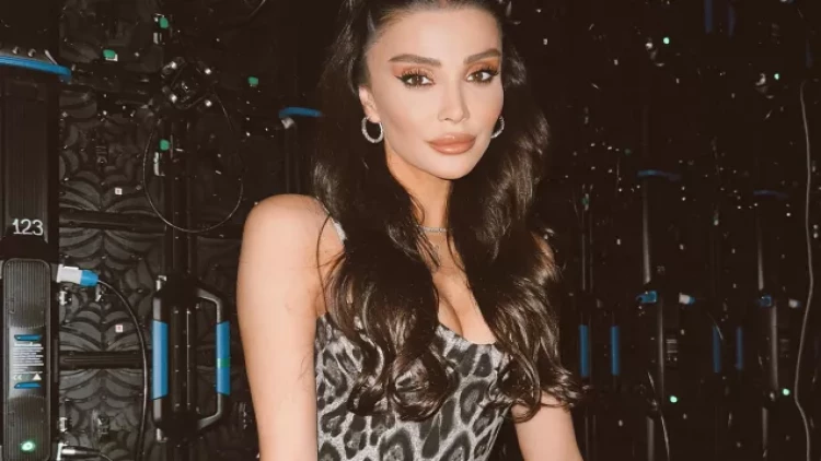 41 yaşlı model imicini dəyişdi - FOTO