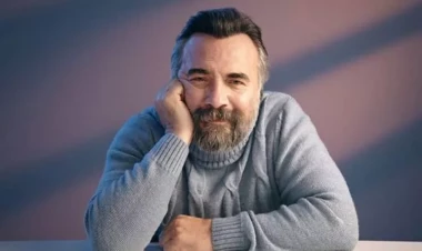 Oktay Kaynarca qorxulu iti ilə küçədə - FOTO