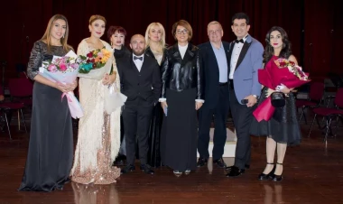 Fidan Hacıyevanın Naxçıvanda anşlaqlı konserti - oğul anasının yolu ilə gedir - VİDEO - FOTO