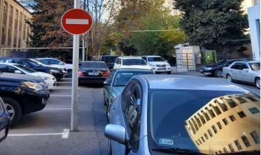 Sürücülərin nəzərinə - Bu yol birtərəfli oldu