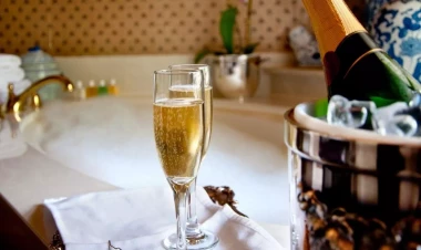 Şampan içkisinin beyinə faydası tapıldı