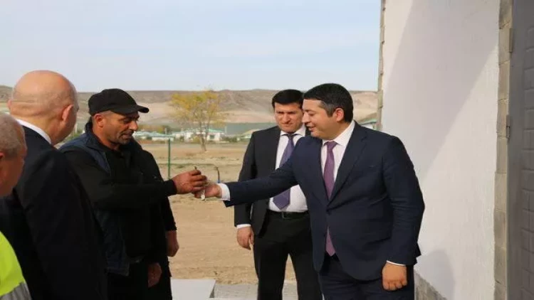 Ağalıya köç edən ailələrə mənzillərin açarı verildi - FOTO