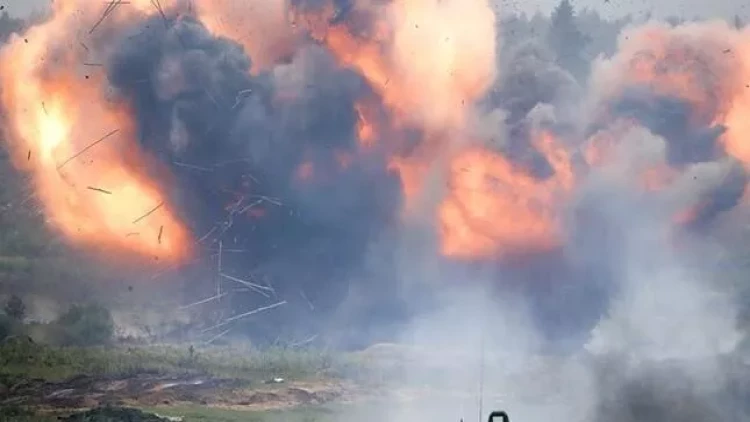 Ukrayna kəşfiyyatçıları rusların silah anbarını vurdu