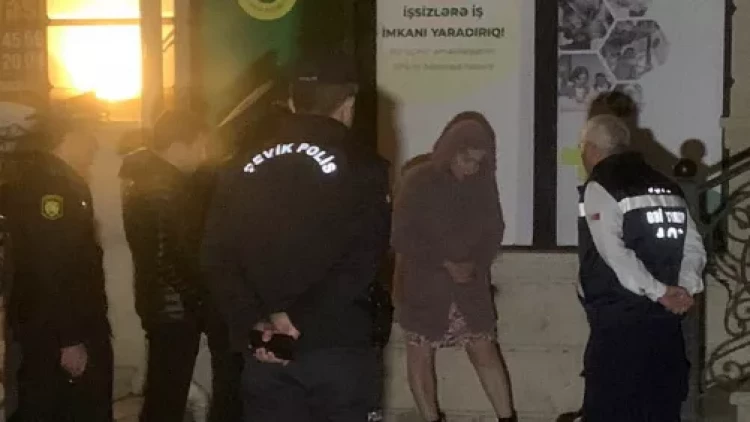 Bakıda küçədə kişi müəmmalı vəziyyətdə ölüb - FOTO