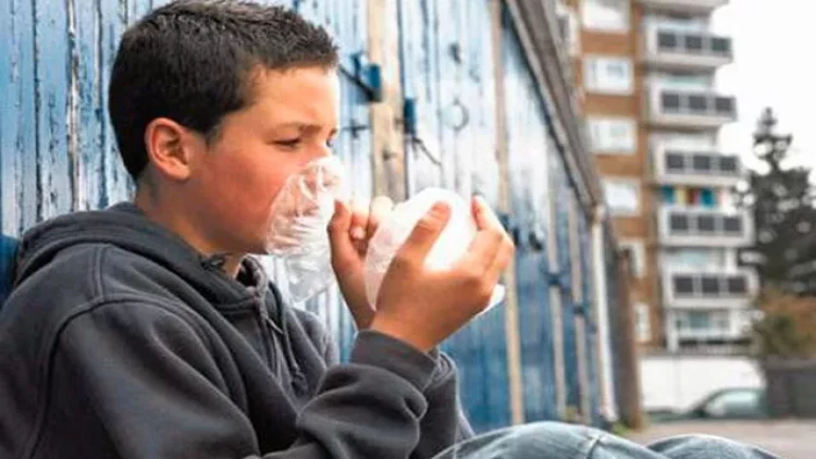 Yapışqan, benzin, boya iyləməyin təhlükələri