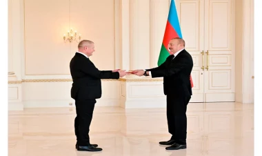 İlham Əliyev Latviya səfirinin etimadnaməsini qəbul edib - VİDEO - FOTO