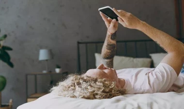 Erkən qocalmağa səbəb olan gündəlik üç pis VƏRDİŞ