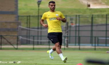 Tanınmış azərbaycanlı futbolçu karyerasını bitirdi