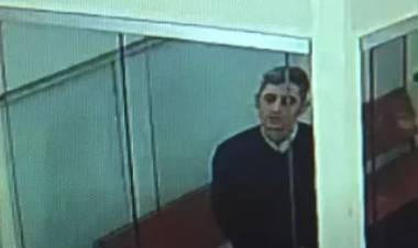 Söyüş üstündə dəhşətli qətl: Məhkəmə əmisini bıçaqlayan şəxsə hökm oxudu