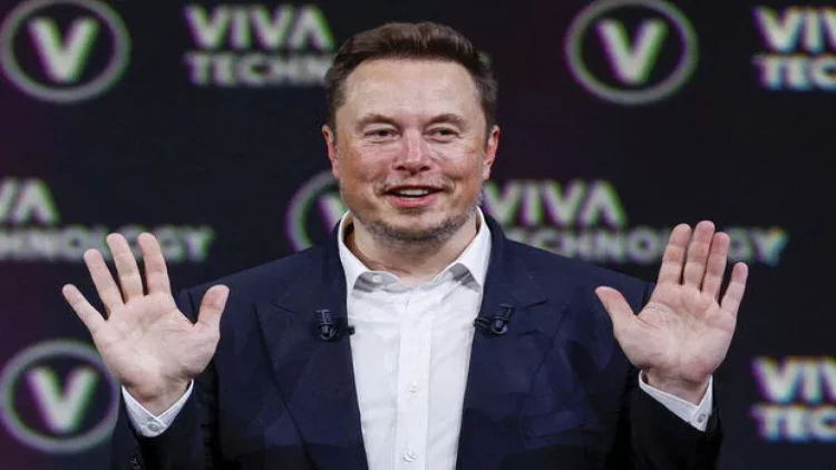 İlon Mask yenə ad dəyişmək istəyir - FOTO