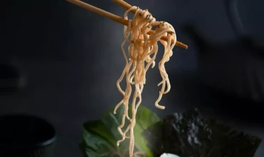 Çinlilər yeməyi niyə çubuqla yeyir? - TARİXİ