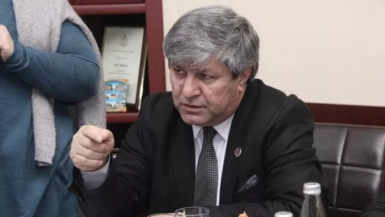 Eynulla Fətullayevlə Əvəz Zeynallı üzləşdirildi