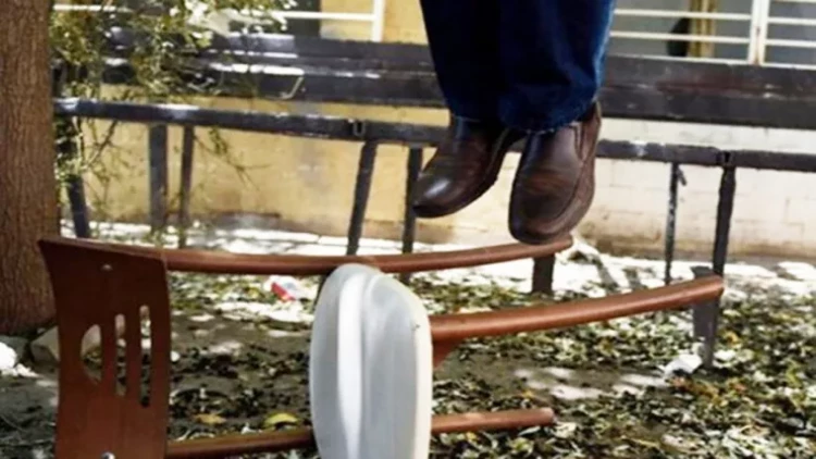 Kürəkən qayınatasının asılmış meyitini tapdı