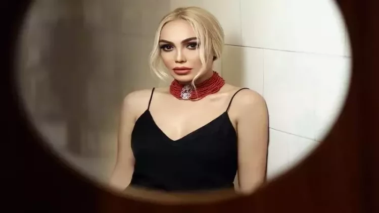 Çəkiliş zamanı Nura Surinin halı pisləşdi