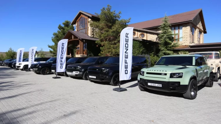 “Defender” yolsuzluq avtomobillərinin yürüşü oldu - VİDEO - FOTO