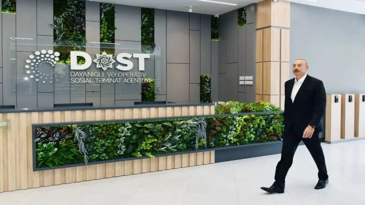 Ötən 20 ilin uğurları - Minimum əməkhaqqı 38 dəfə artırılıb