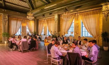 Bulvardakı məşhur restoranda qorxulu anlar yaşandı