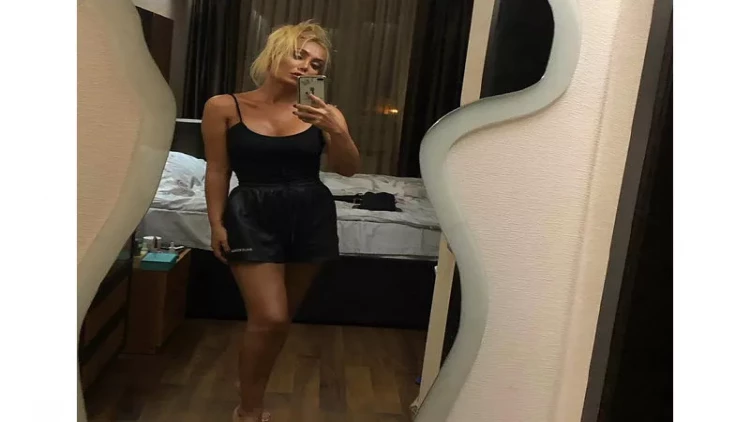 Üç dəfə ailə həyatı qurdu, keçmiş həyat yoldaşı onu məhkəməyə verdi, deputata evlilik təklif etdi – Nura Suri haqqında maraqlı faktlar