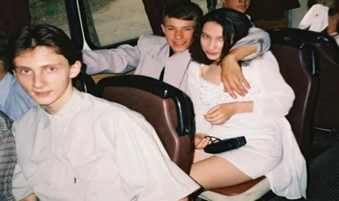 90-cı illərdə qızlar belə geyinirdilər - Kameralı telefonların olmadığı zamanlar... - FOTOlar