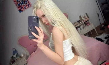 Yataq otağından paylaşım etdi, bədənindən çox bu gündəm oldu