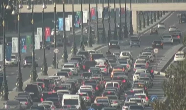 Bakının bu ərazisində qəza olub, sıxlıq yaranıb