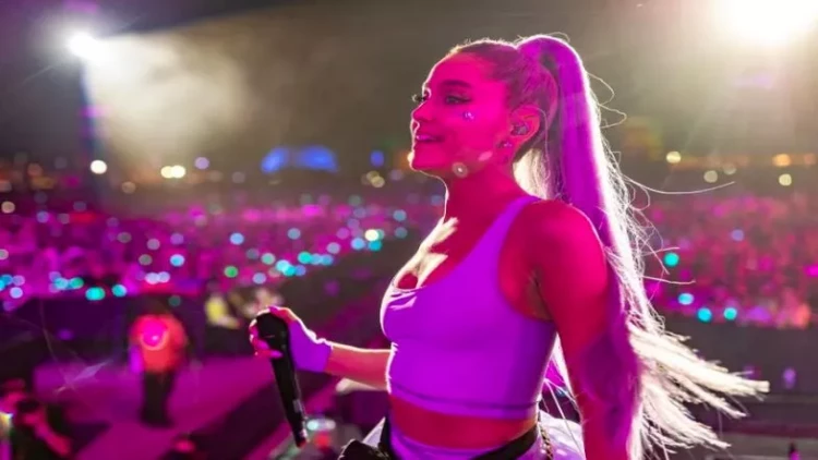 Ona xəyanət edən ərinə 1 milyon dollar verəcək