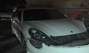 Bakıda “Porsche” yük maşını ilə toqquşdu - FOTO