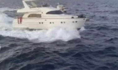 Amerika bayrağı altında üzən yaxta ilə Türkiyədən qaçan FETÖ-çülər saxlanıldı