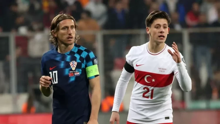 Türkiyə-Xorvatiya matçının biletləri səkkiz dəqiqəyə satıldı