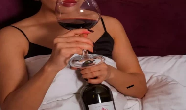 Şənliyə gedən qız səhəri gün videoları izləyəndə dəhşət yaşadı - İki oğlan...