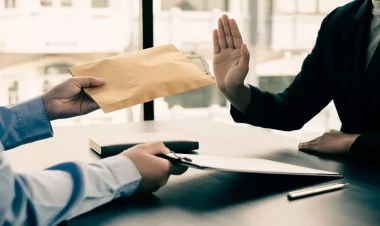 Atası məmur olan sabiq polisin cinayətləri: Əvvəl bəraət aldı, sonra isə... - Şok təfərrüat