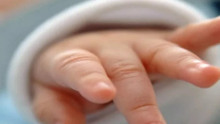 MÖCÜZƏ: 10 həftəlik körpə danışdı - VİDEO