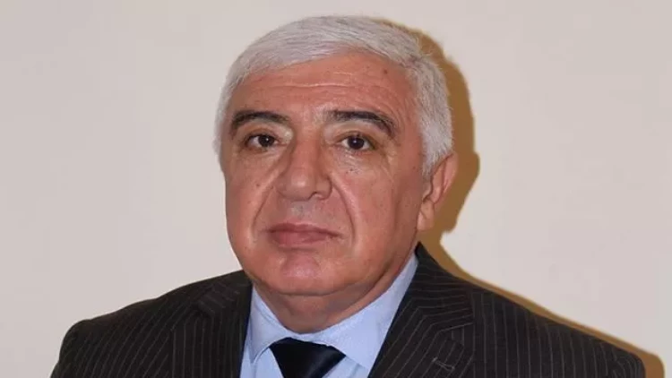 Azərbaycanda dekan rüşvətə görə tutuldu - cəzasını aldı