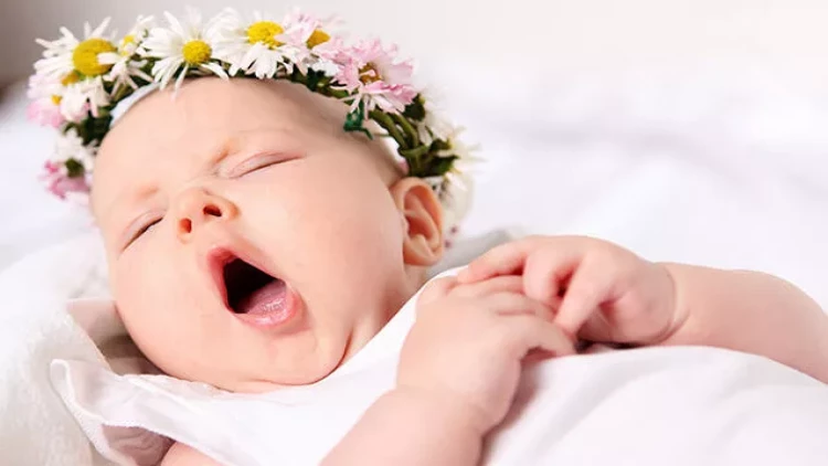 Bu il Azərbaycanda 100 uşaq övladlığa verilib