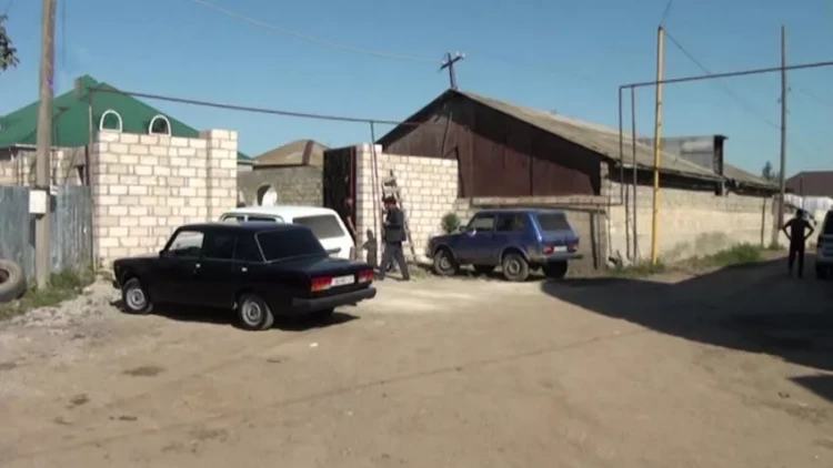 Arvadını öldürüb intihara cəhd etdi - Yevlaxda qətlin təfərrüatı - VİDEO