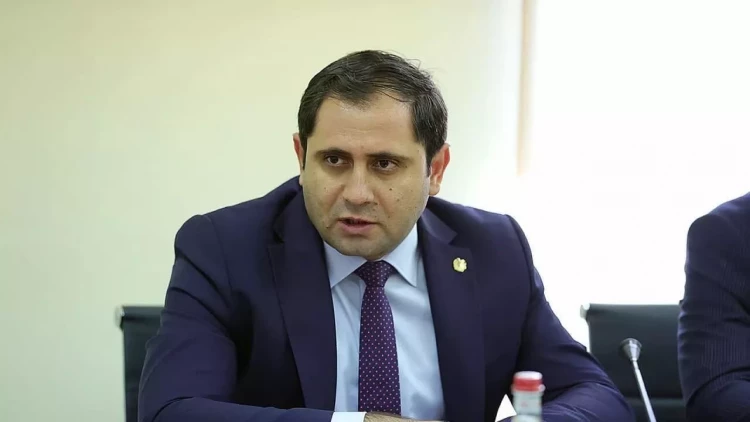 Papikyan MDB Müdafiə Nazirləri Şurasının iclasında iştirak etmədi