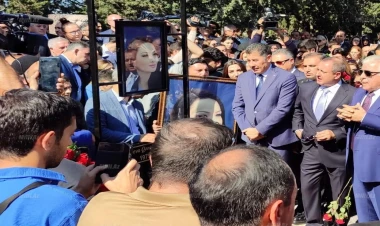 Sinan Oğan Qənirə Paşayevanın dəfnində - FOTO