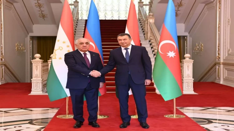Əli Əsədov Tacikistanın Baş naziri ilə görüşüb