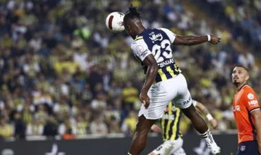 İstanbul derbisində maraqlı anlar - VİDEO - FOTO