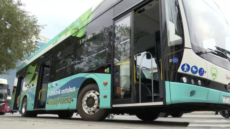 Bakıda ilk elektrik mühərrikli avtobusla sərnişin daşınır - VİDEO