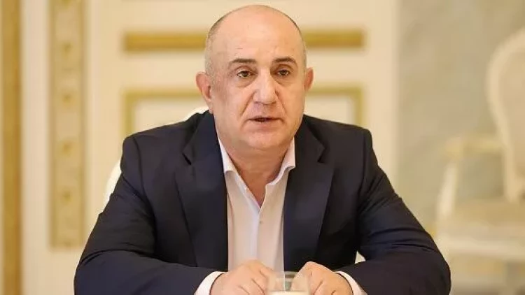 Babayan Xankəndidən necə gedə bildiyini açıqladı