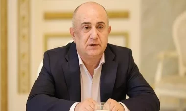 Babayan Xankəndidən necə gedə bildiyini açıqladı