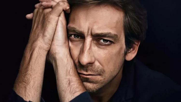 Kələkbaz obrazının mahir ifaçısı olan aktyor kələklə üzləşib