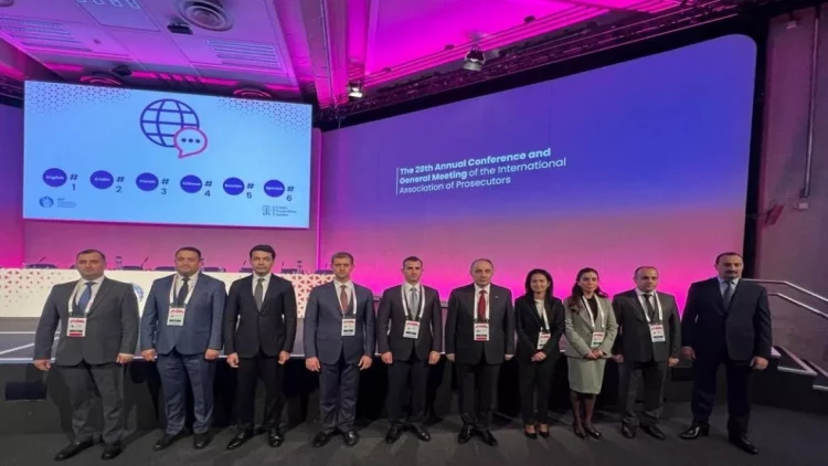 Kamran Əliyev Londonda səfərdədir - FOTO