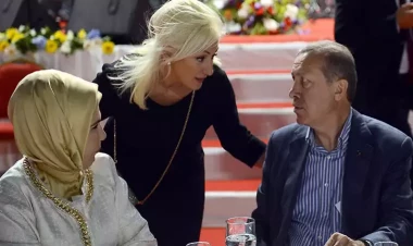 Ərdoğanla eyni məhəllədən olan müğənni: 