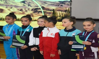 Bədii gimnastika üzrə 